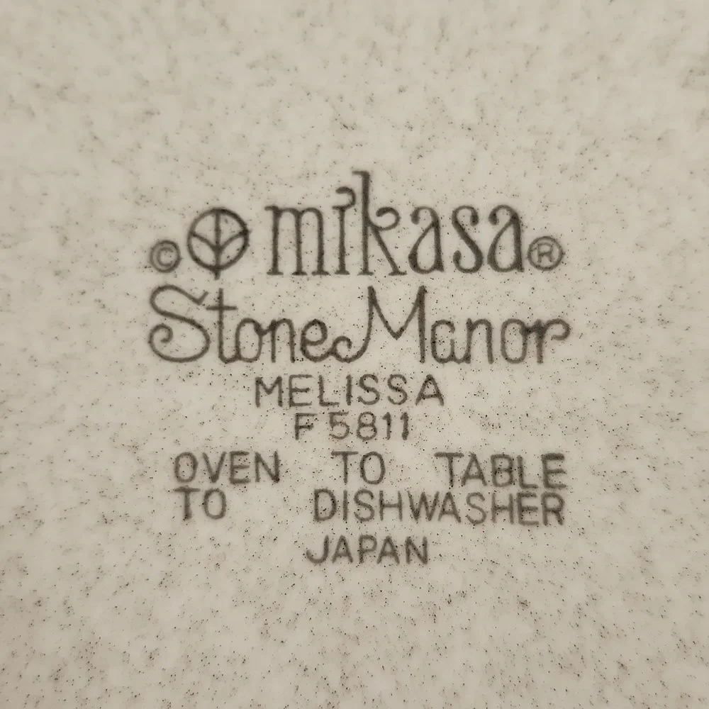 Mikasa Stone Manor Melissa F5811 Dinner Plate 11
